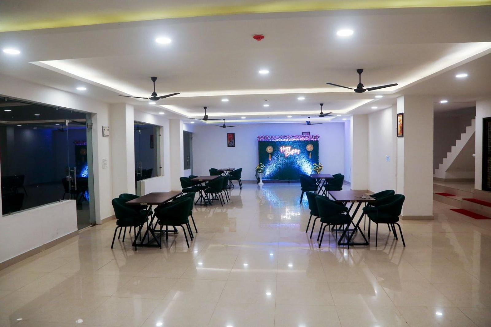 Hotel Candle Wood Chamba  Exterior foto